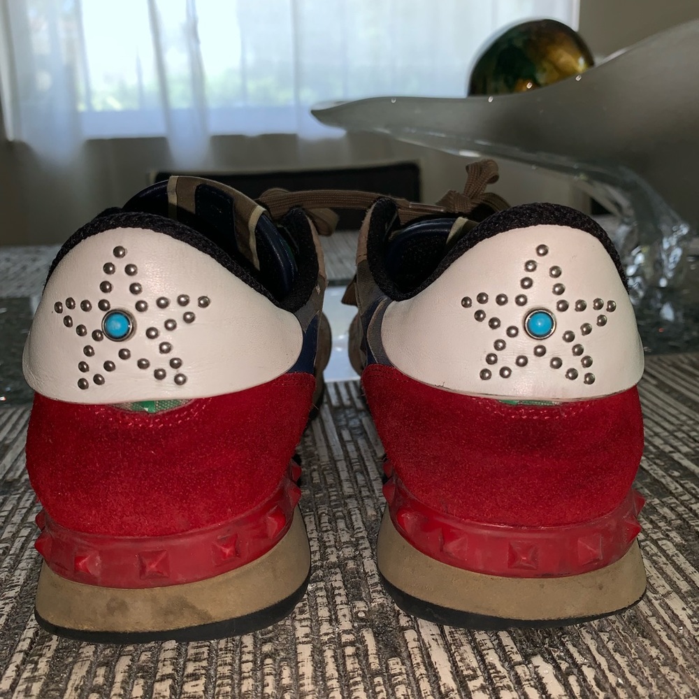 Valentino - Picture 5 of 5